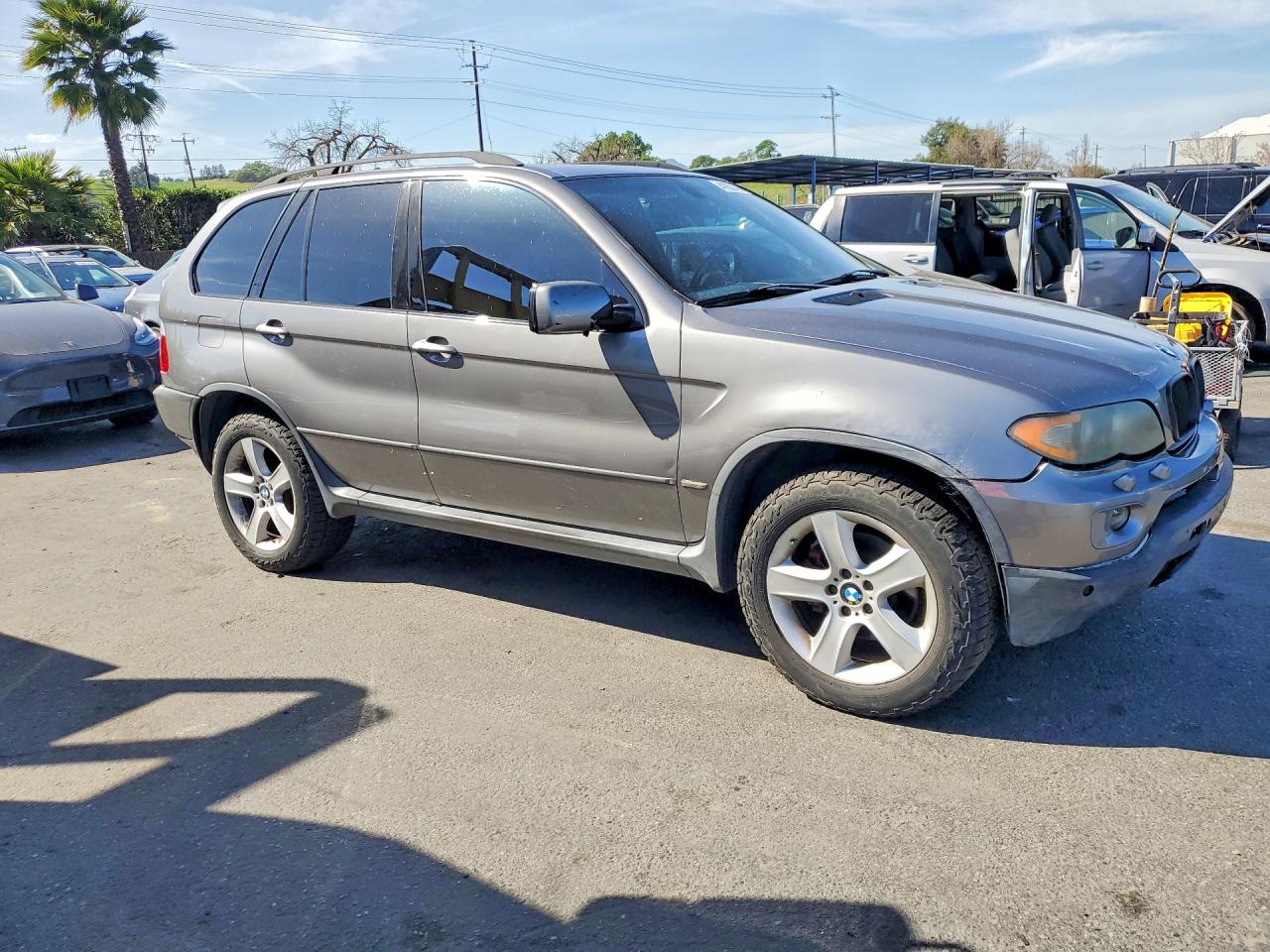 2004 BMW X5 VIN 5UXFA13584LU25604 photo 4