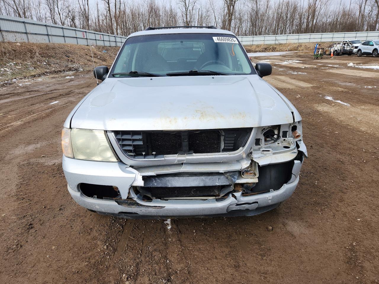 2002 Ford Explorer VIN 1FMZU72E72UC27626 photo 5