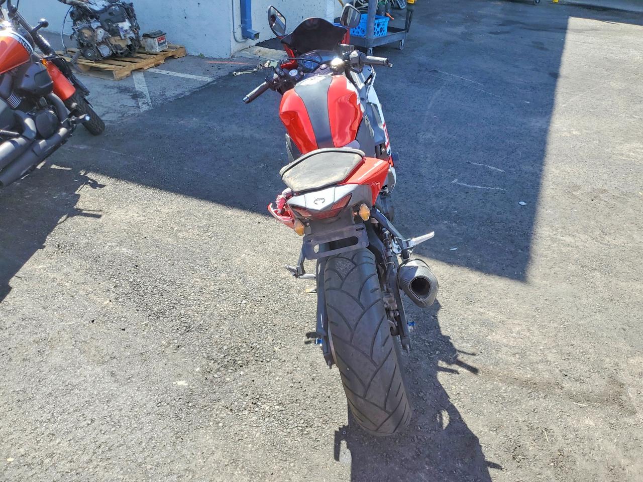 2015 Yamaha Yfz320 VIN MH3RH06YXFK006190 photo 4