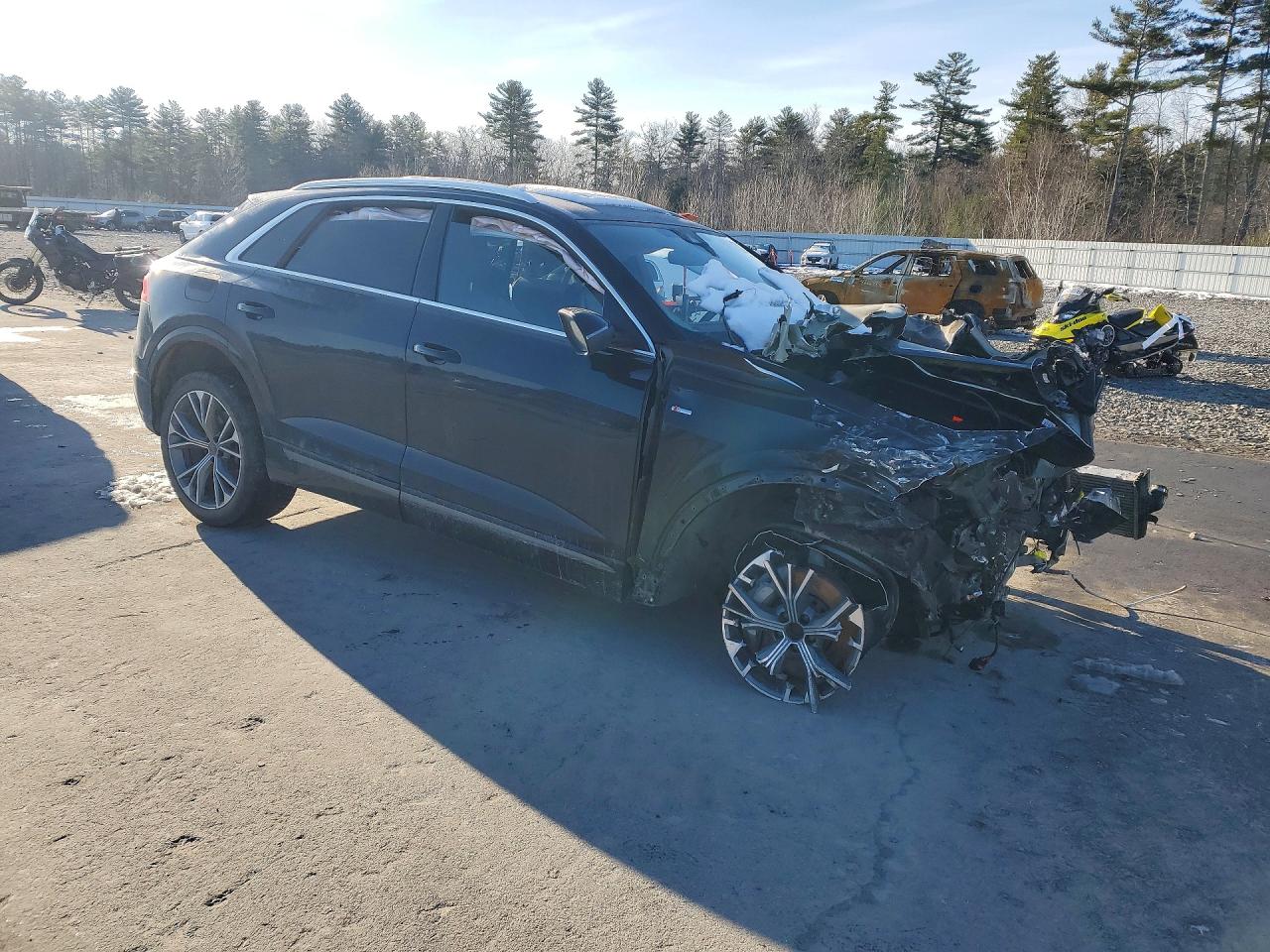 2023 Audi Q8 VIN WA1EVBF1XPD007571 photo 4