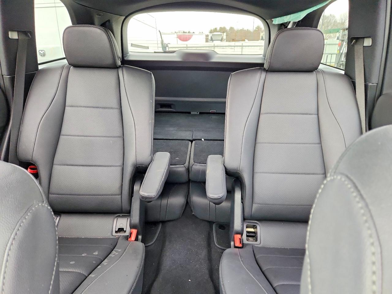 2025 Mercedes-Benz Gls-class VIN 4JGFF5KE1SB417046 photo 10