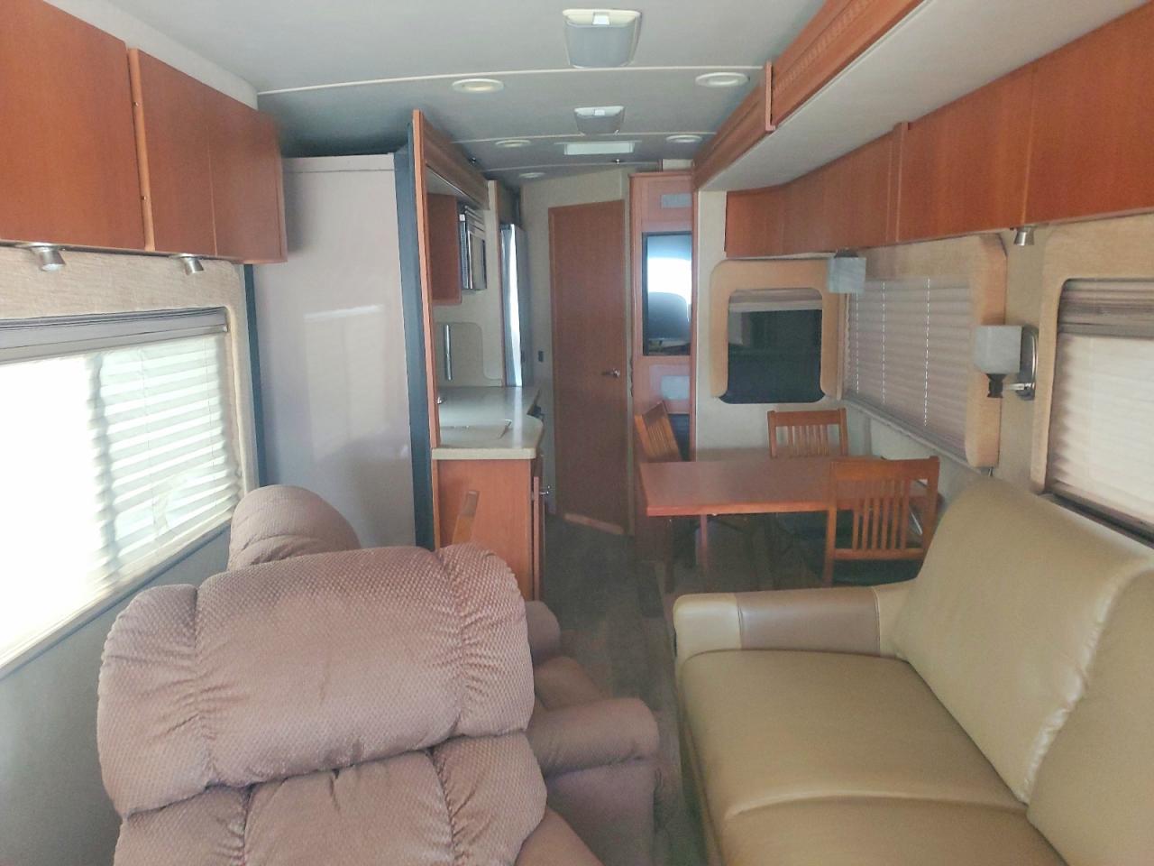 2008 WINNEBAGO All other VIN 4UZACJDT58CZ04311 photo 6