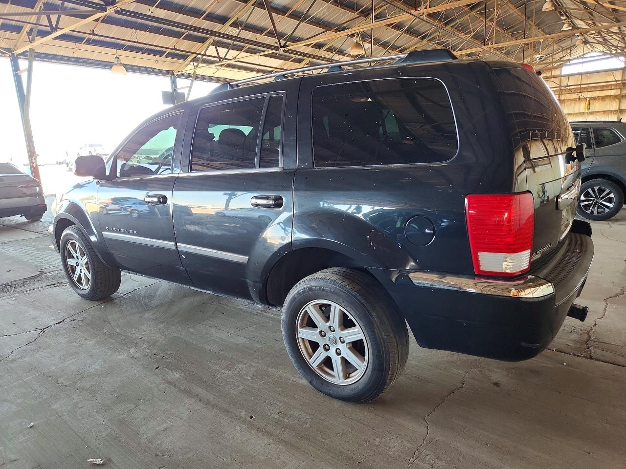2008 Chrysler Aspen VIN 1A8HX58N98F146541 photo 2