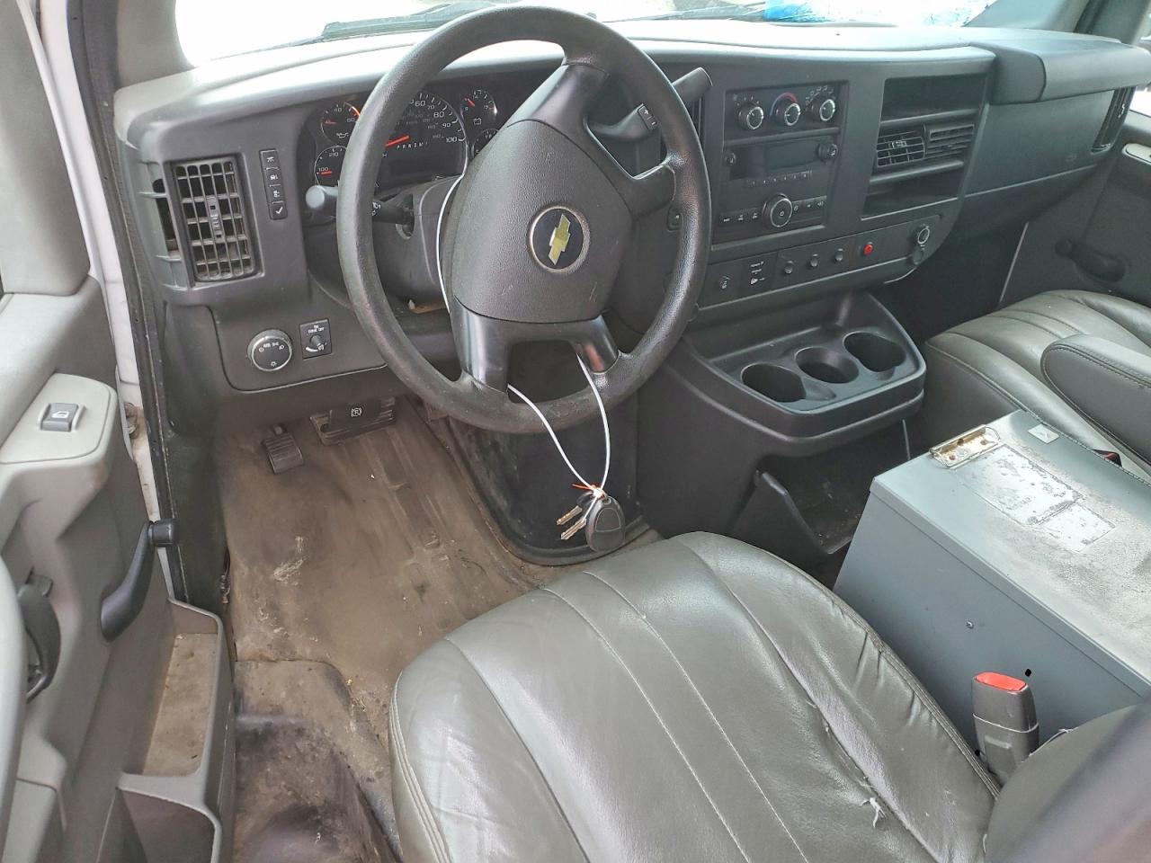 2013 CHEV Express VIN 1GCWGFCA6D1194434 photo 8