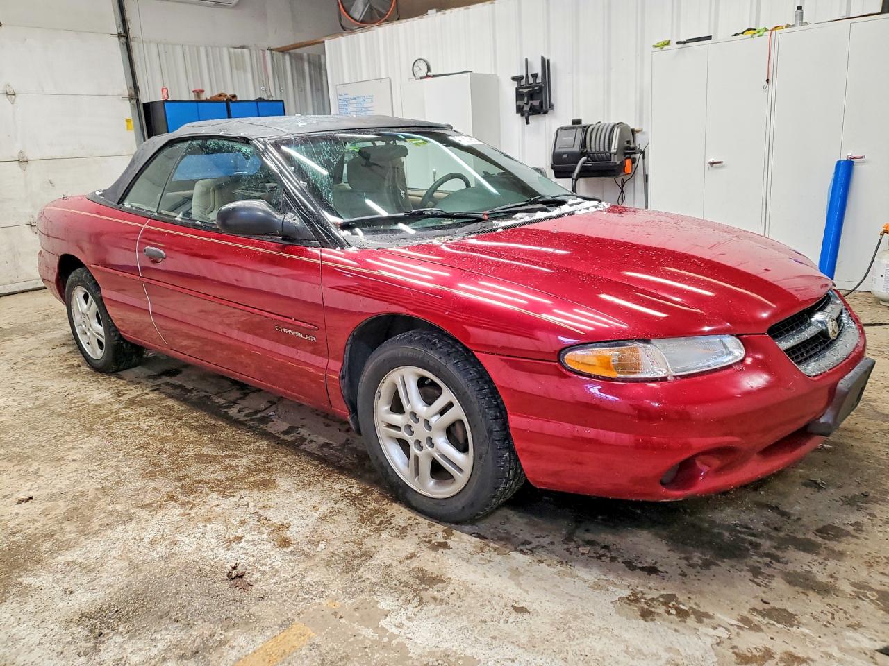 1997 Chrysler Sebring VIN 3C3EL45H8VT512736 photo 4
