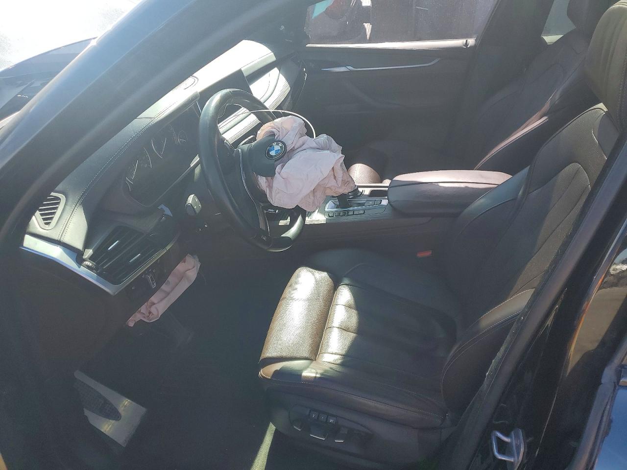 2015 BMW X5 VIN 5UXKR0C53F0K66562 photo 7