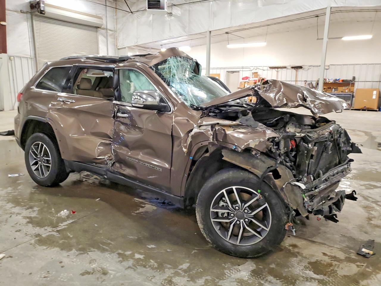 2021 Jeep Cherokee VIN 1C4RJFBG9MC782398 photo 4