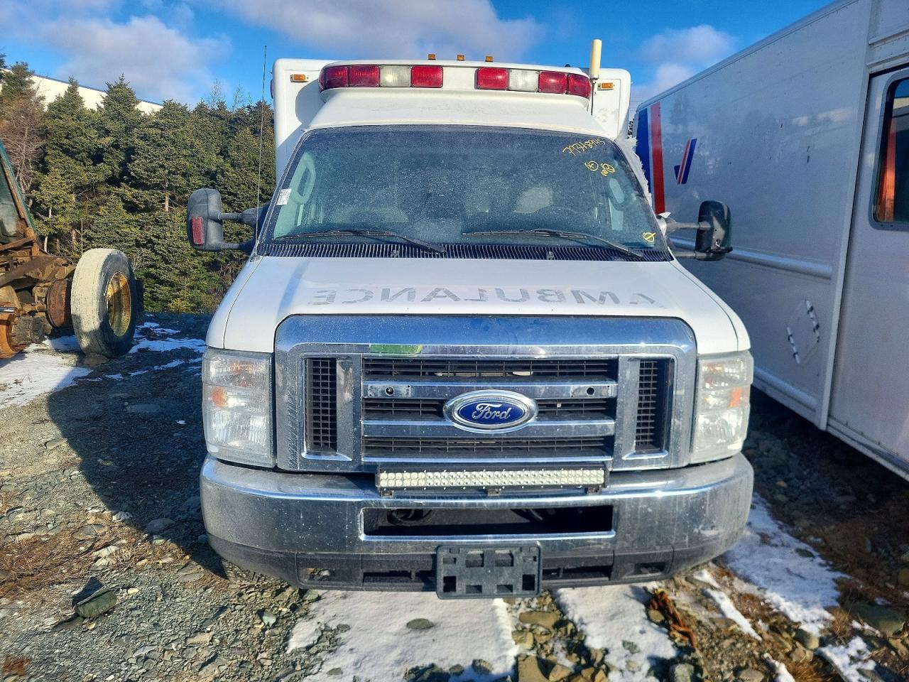 2016 Ford Econoline VIN 1FDWE3FS8GDC17705 photo 5