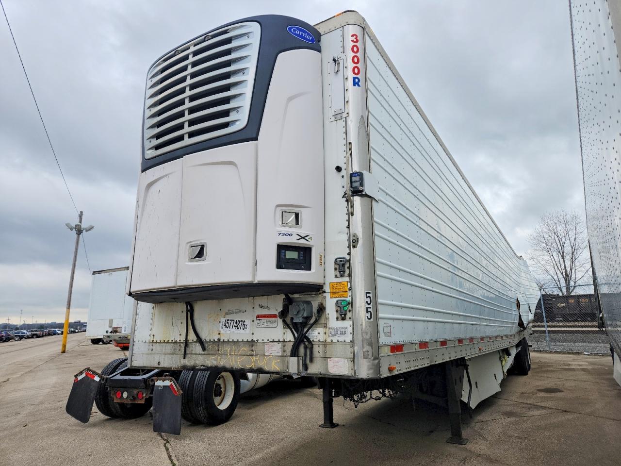 2016 UTILITY All models VIN 1UYVS2533GU399313 photo 2