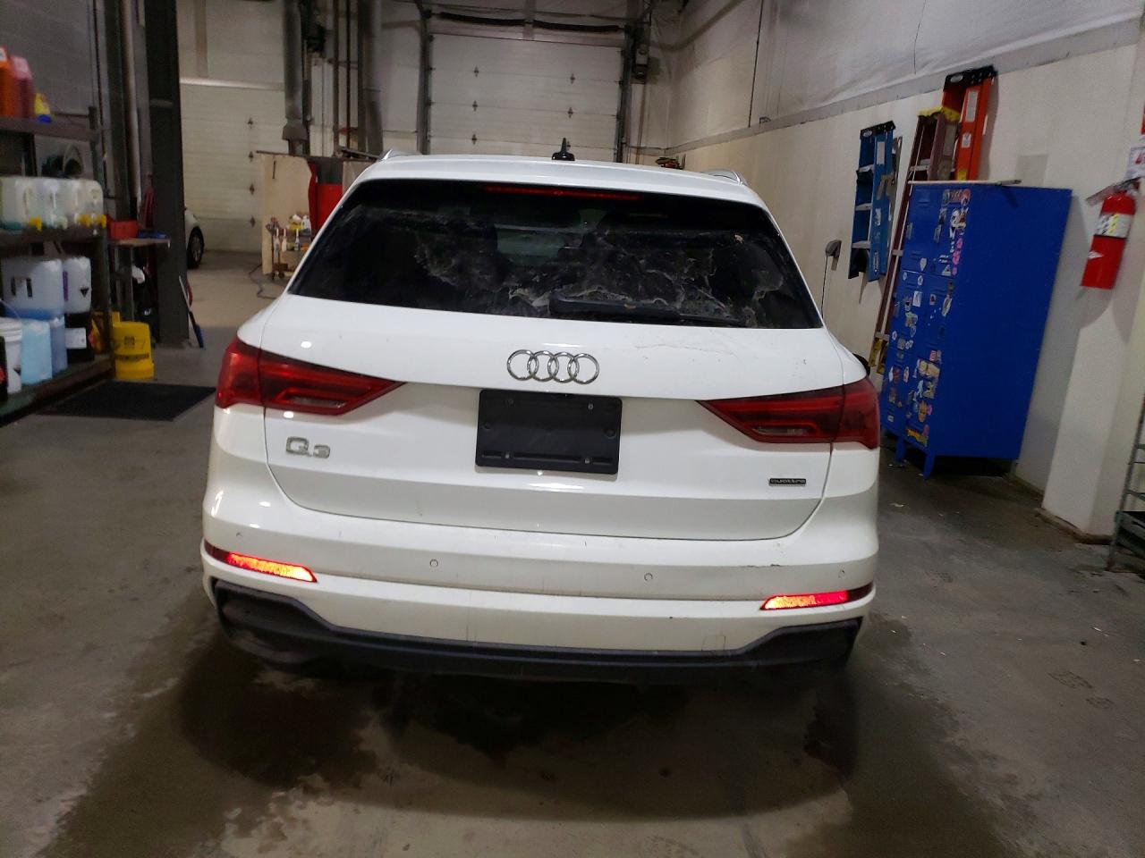 2023 Audi Q3 VIN WA1DECF30P1058324 photo 6