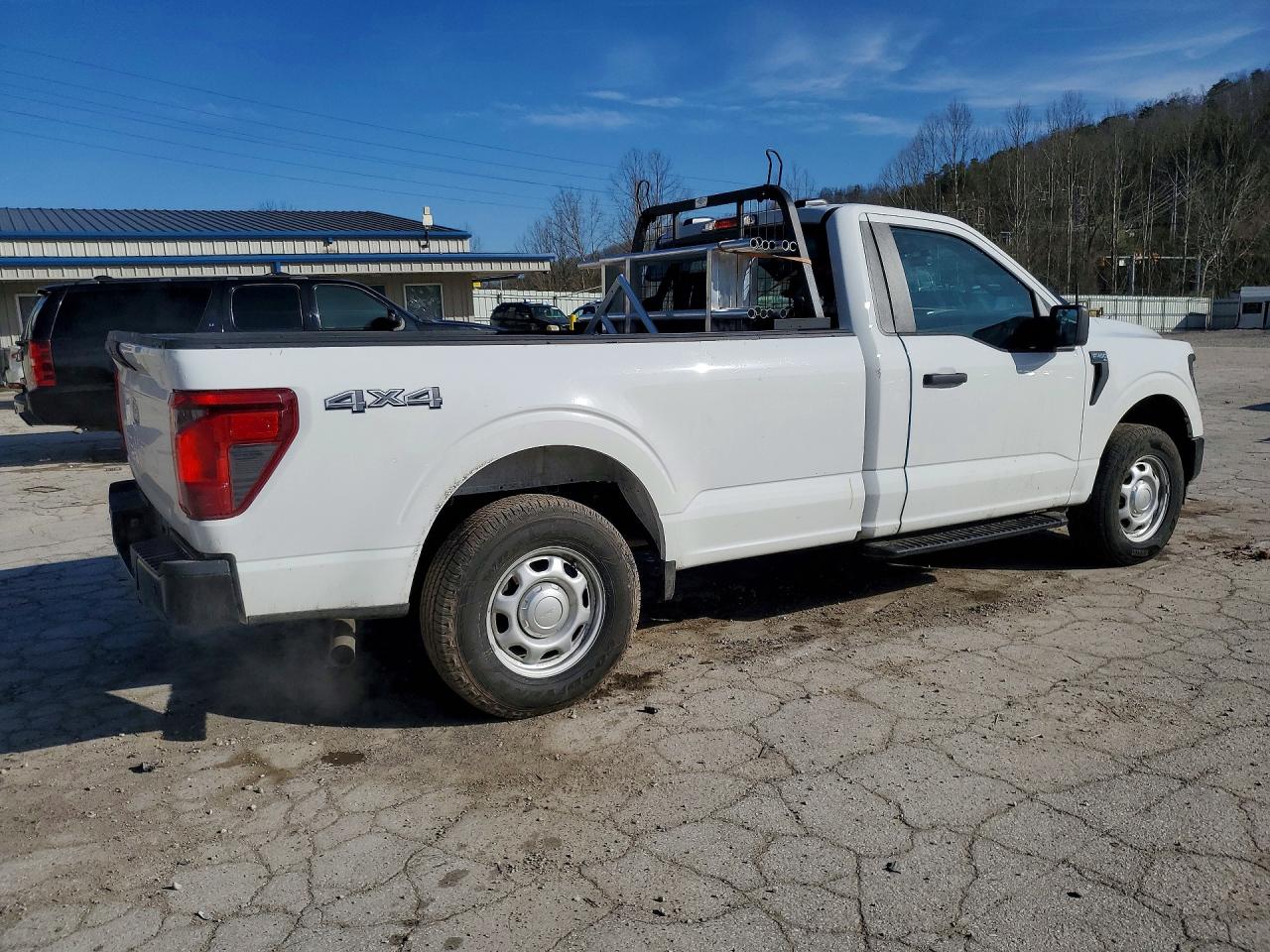 2024 Ford F150 VIN 1FTMF1LP1RKF69651 photo 3