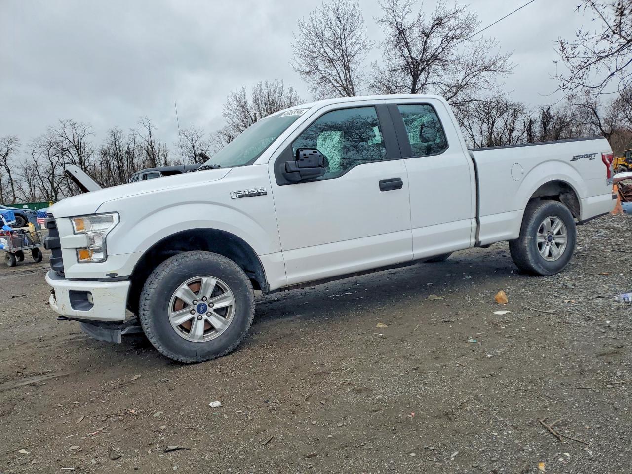 2017 Ford F150 VIN 1FTEX1E83HKD27532 photo 1