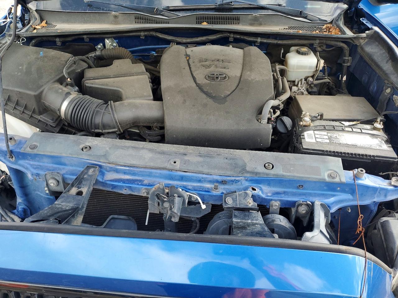2018 Toyota Tacoma VIN 3TMCZ5AN9JM161150 photo 11