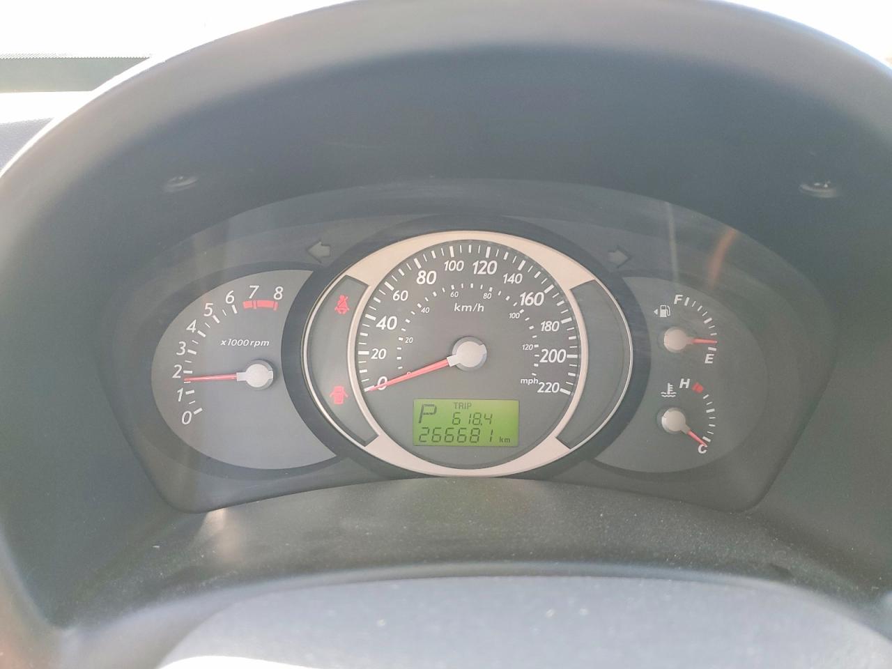 2005 Hyundai Tucson VIN KM8JM12B65U172400 photo 9