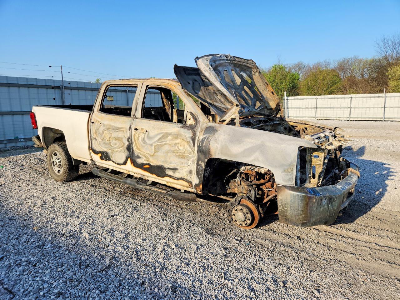 2016 CHEVROLET Silverado VIN 1GC1KUEG9GF169579 photo 4