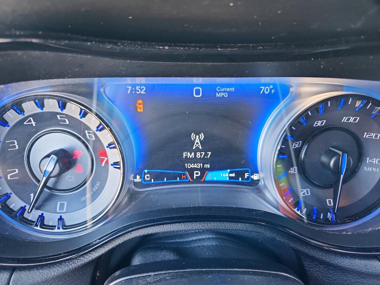 2019 300 VIN 2C3CCAGG2KH690785 photo 9