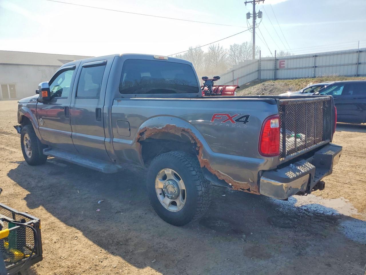 2013 Ford F250 VIN 1FT7W2BTXDEA31071 photo 2