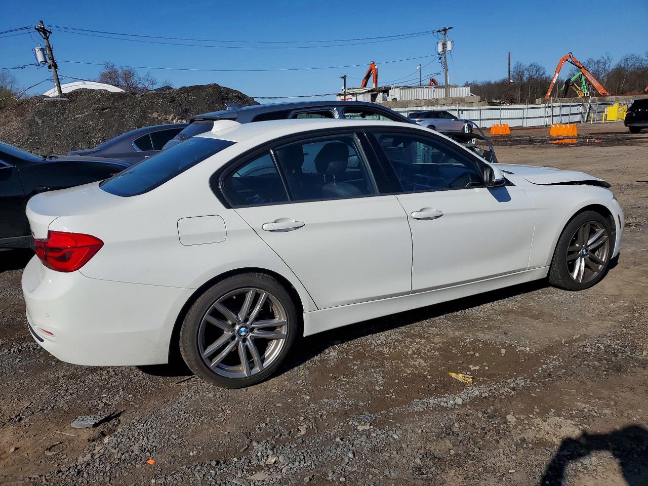 2016 BMW 3 series VIN WBA8E3C52GK502579 photo 3