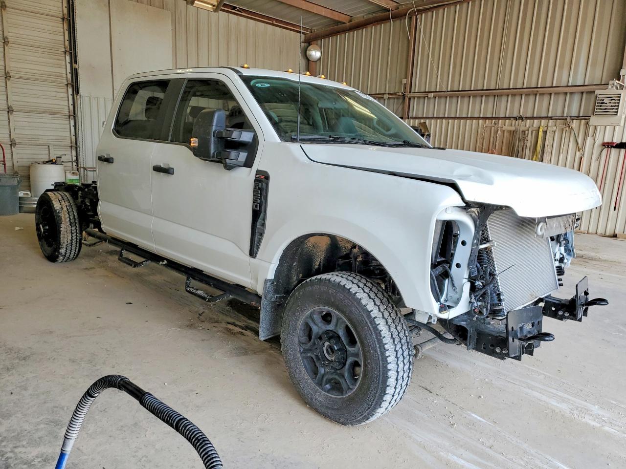 2025 Ford F250 VIN 1FT8W2BN3SED74095 photo 4