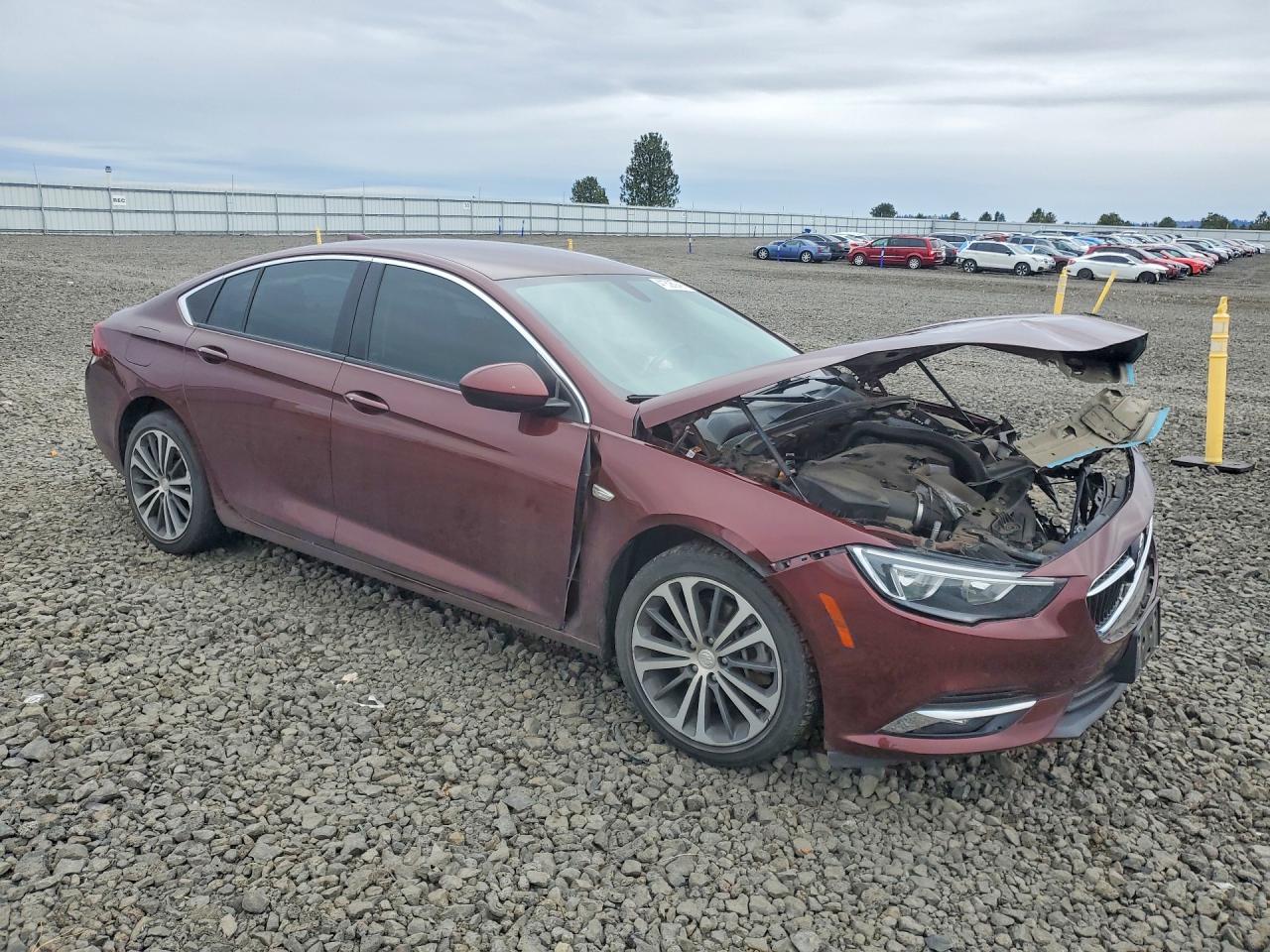 2018 BUICK Regal VIN W04GR6SX5J1101185 photo 4