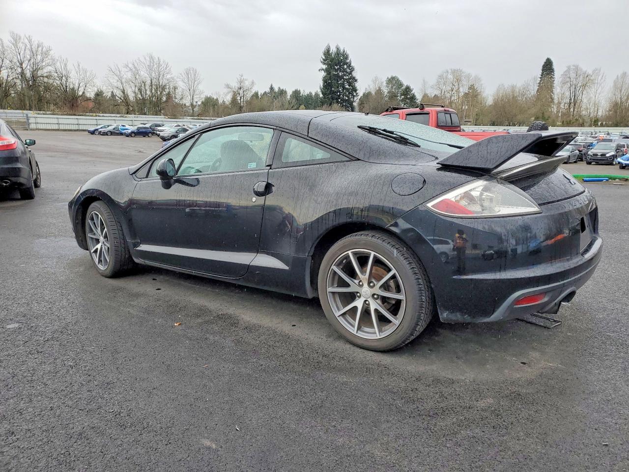 2011 Mitsubishi ECLIPSE VIN 4A31K5DF0BE013523 photo 2