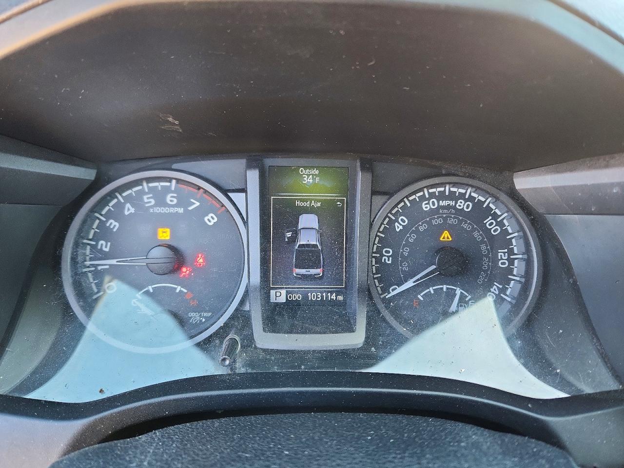 2017 Toyota Tacoma VIN 5TFCZ5AN8HX077826 photo 9