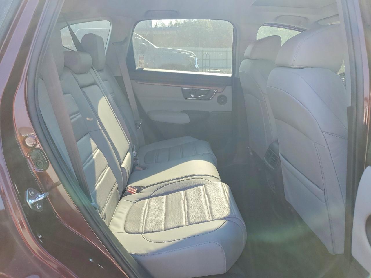 2019 Honda Crv VIN 2HKRW1H8XKH504678 photo 11