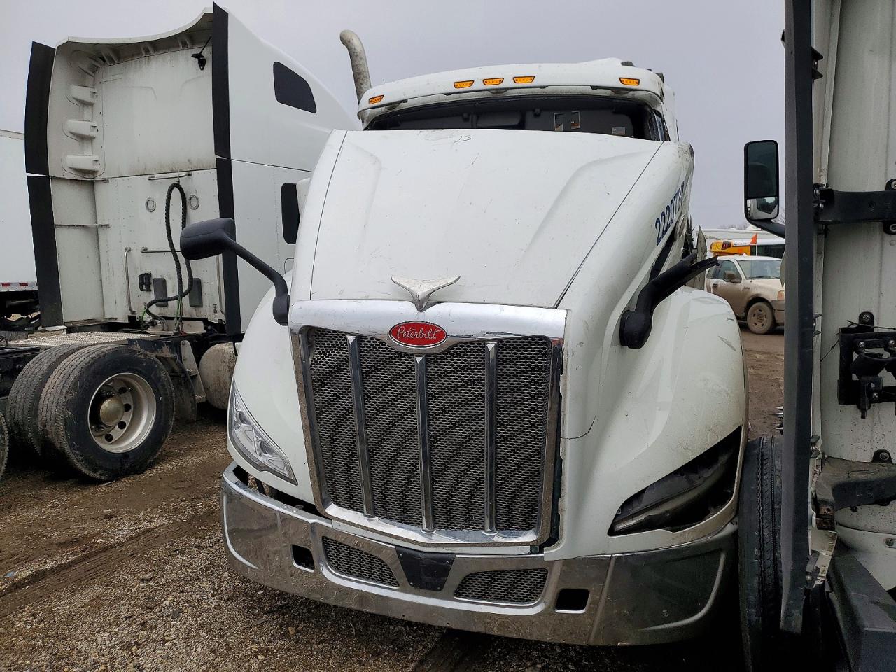 2024 PETERBILT All other VIN 1XPBDP9X3RD664304 photo 2