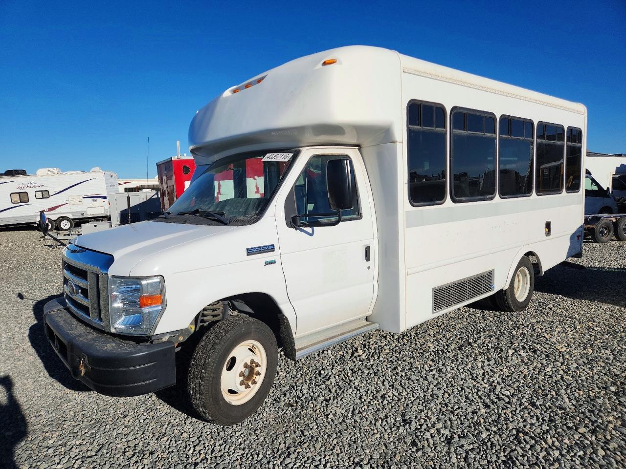 2016 Ford Econoline VIN 1FDEE3FL3GDC03750 photo 2