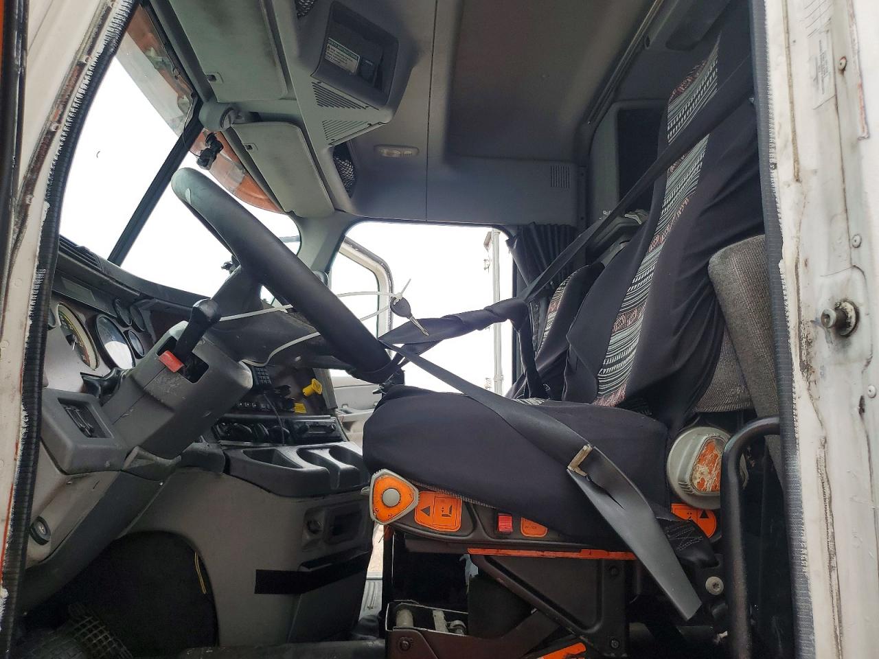 2006 FREIGHTLINER All other VIN 1FUJBBCG96LU69719 photo 5