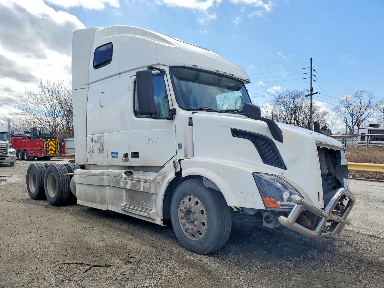 2011 VOLVO Vn VIN 4V4NC9EH3BN534832 photo 1