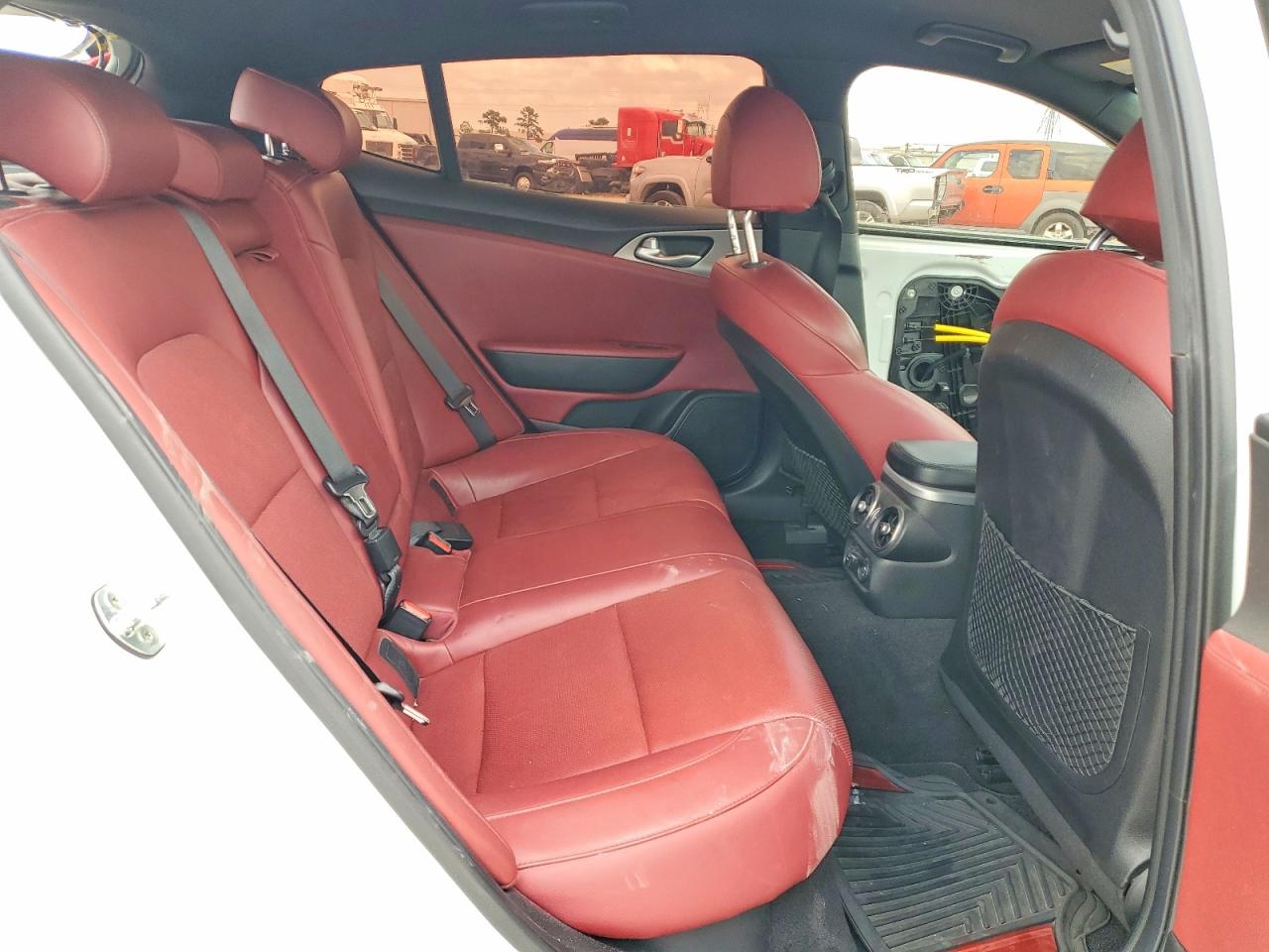 2020 Kia Stinger VIN KNAE35LCXL6078056 photo 10