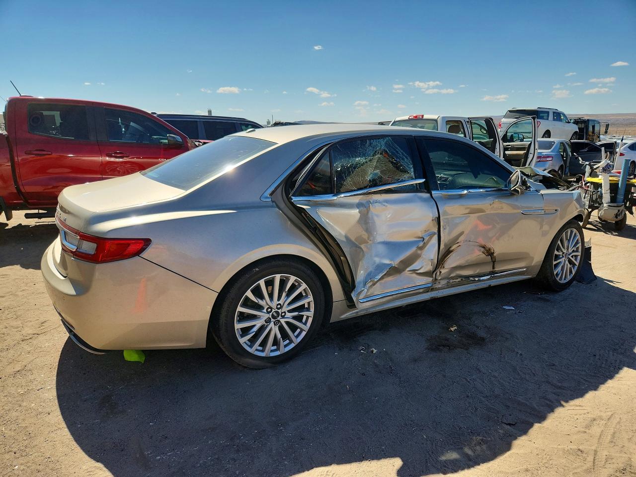2017 Lincoln Continentl VIN 1LN6L9SK9H5603012 photo 3