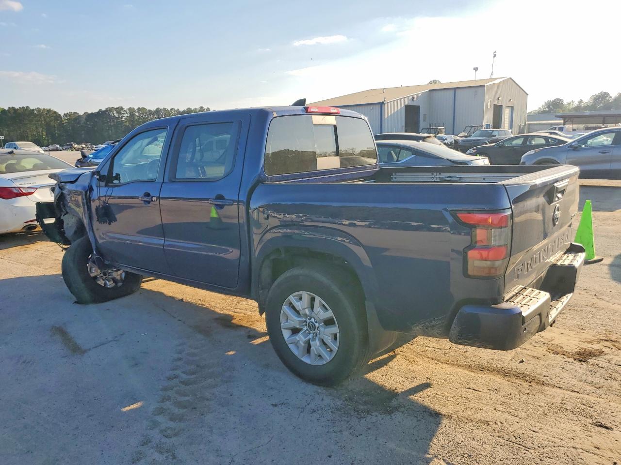 2023 NISSAN Frontier VIN 1N6ED1EK9PN635190 photo 2