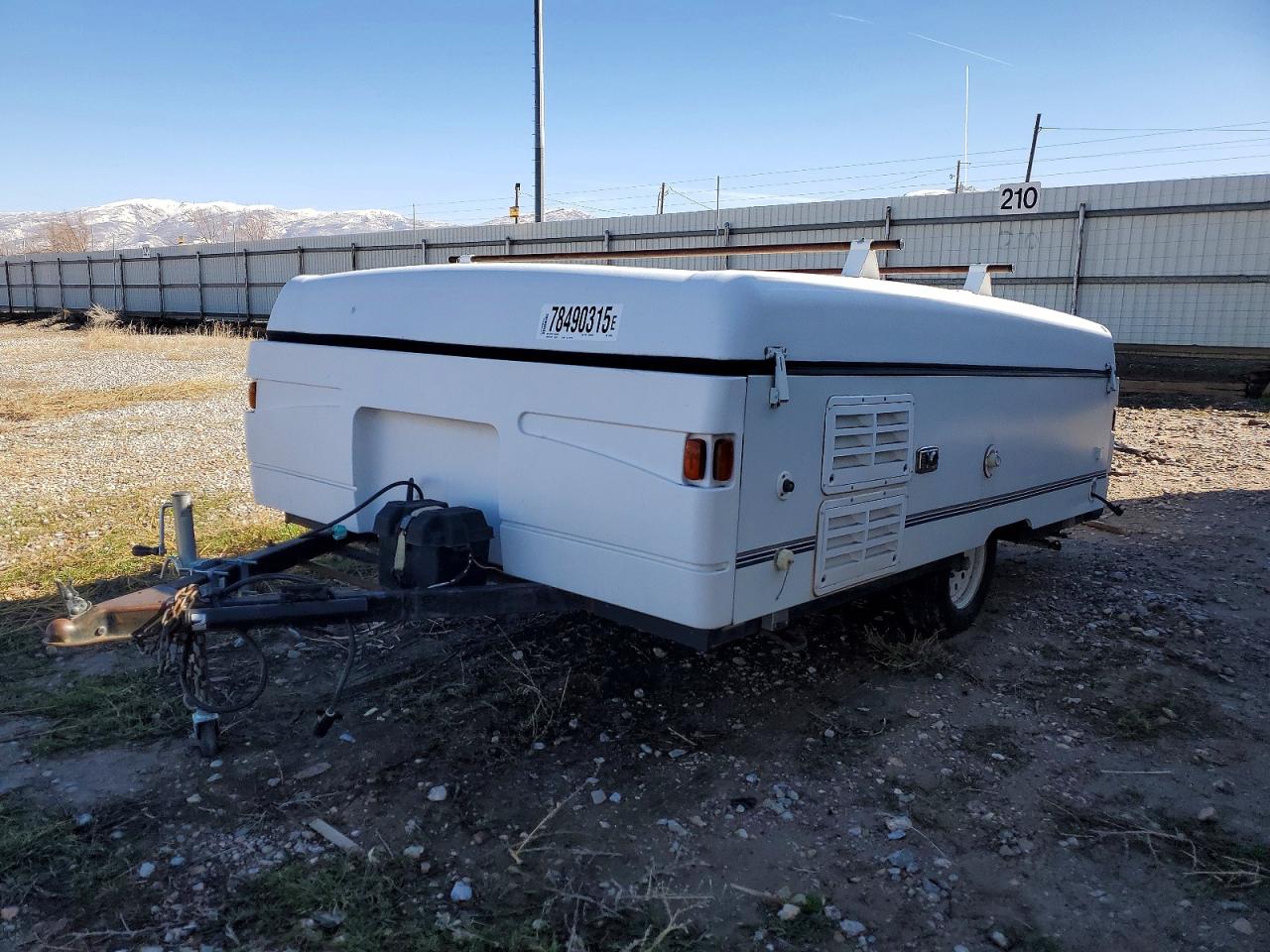 2001 FLEETWOOD Trailer VIN 4CP689F1617204853 photo 2