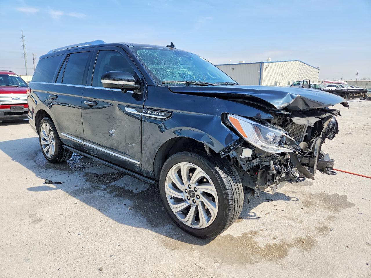 2024 Lincoln Navigator VIN 5LMJJ2LG3REL06625 photo 4