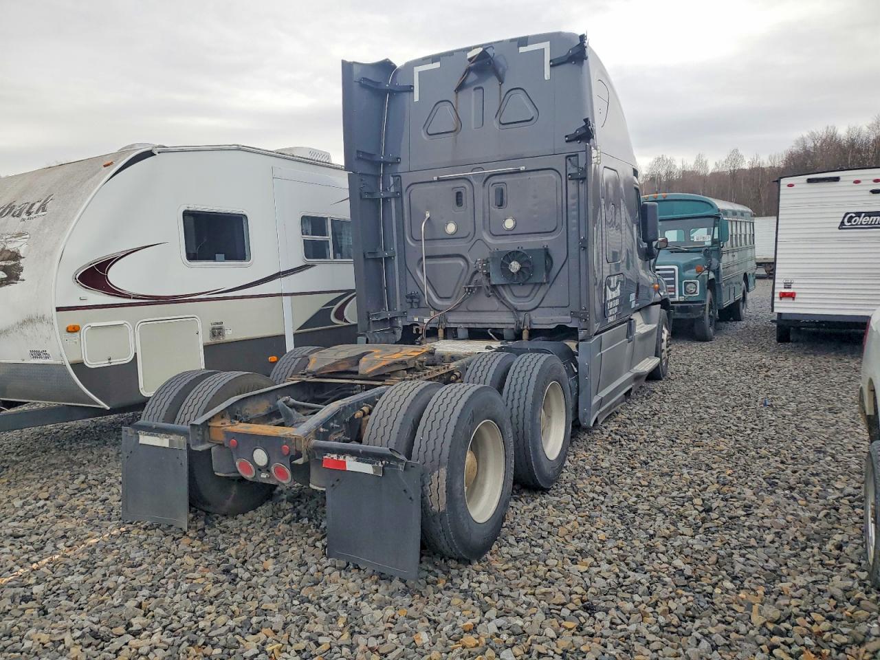 2018 FREIGHTLINER All other VIN 1FUJGLDRXJLJK3369 photo 4