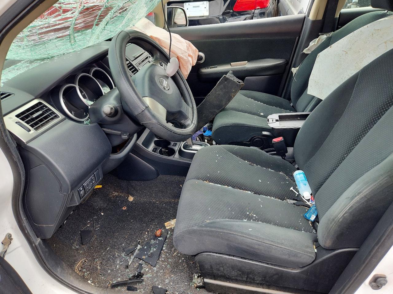 2011 Nissan Versa VIN 3N1BC1CP2BL499536 photo 7