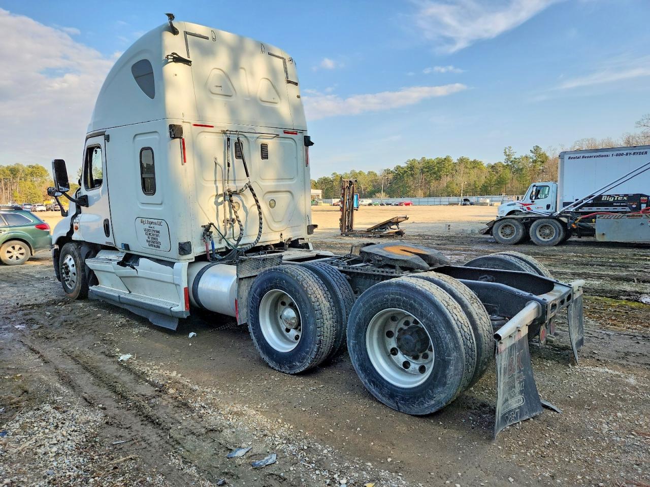 2013 Freightliner All other VIN 1FUJGLDR69LAG4217 photo 3