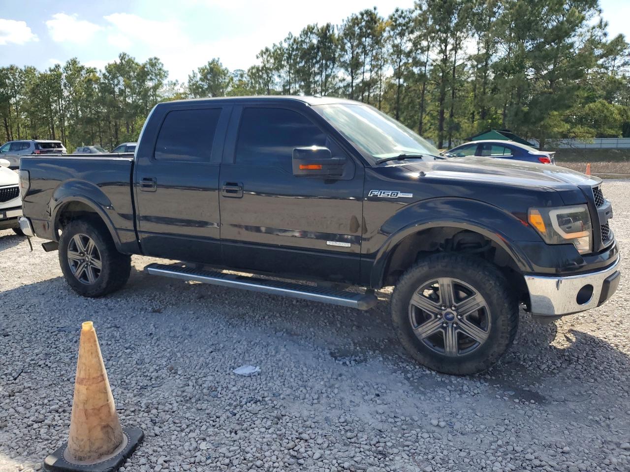 2011 Ford F150 VIN 1FTFW1CT1BFB23505 photo 4