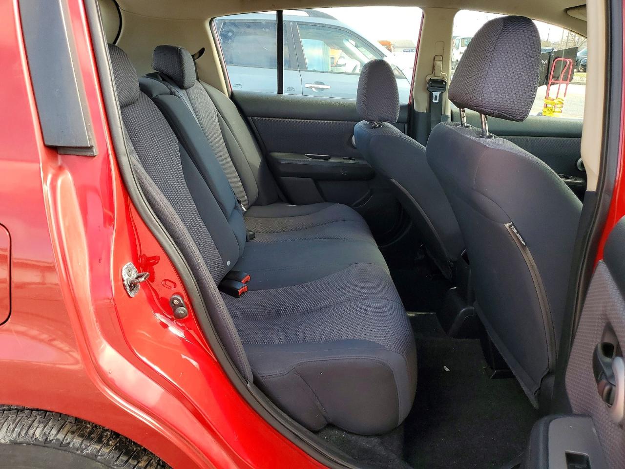 2008 Nissan Versa VIN 3N1BC13E18L428562 photo 11