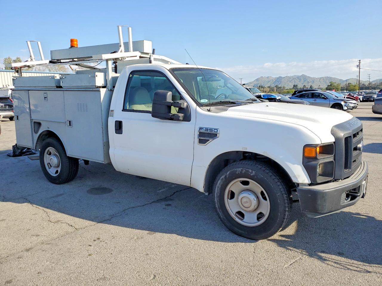 2007 Ford F350 VIN 1FTWF30528EA29455 photo 4