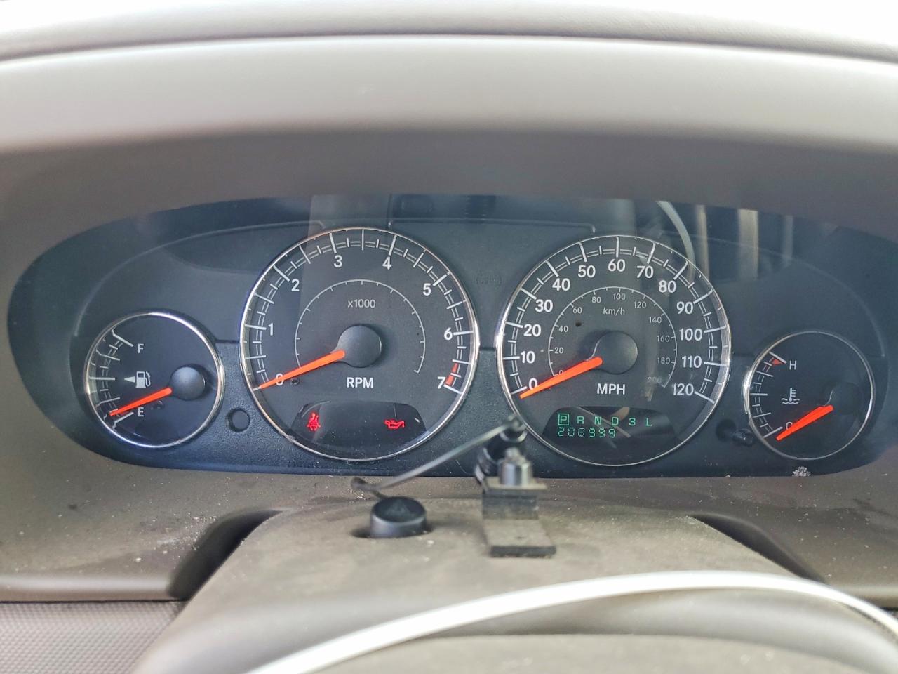 2004 Chrysler Sebring VIN 1C3EL46X24N307630 photo 9