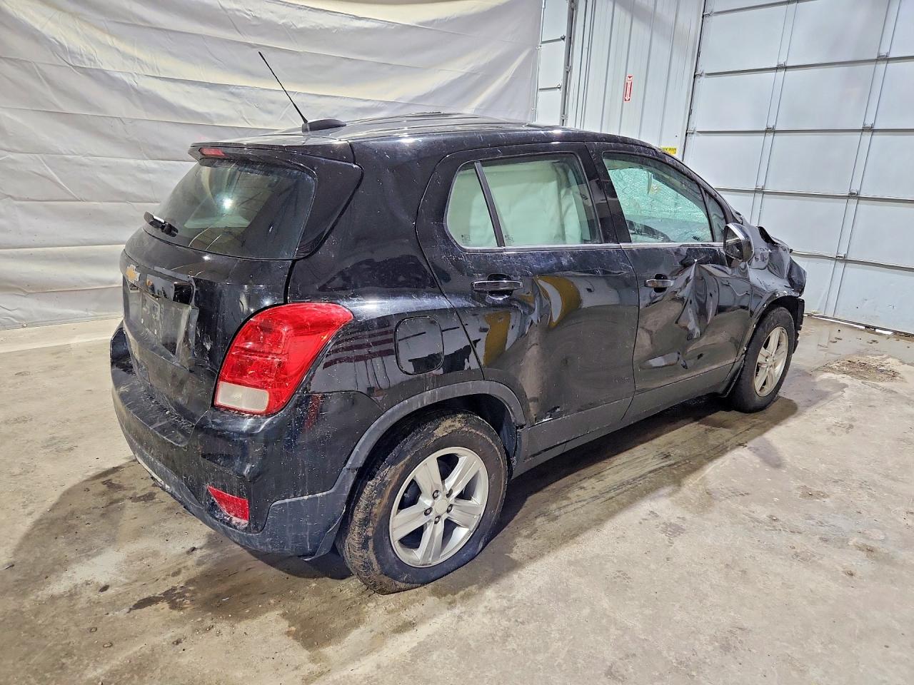 2019 CHEV Trax VIN 3GNCJKSB1KL236898 photo 3