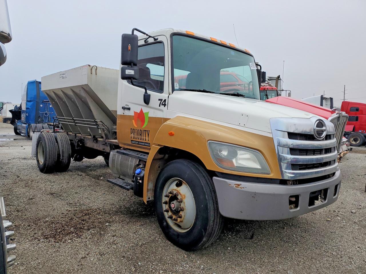 2014 HINO All other VIN 5PVNV8JM6E4S50673 photo 4
