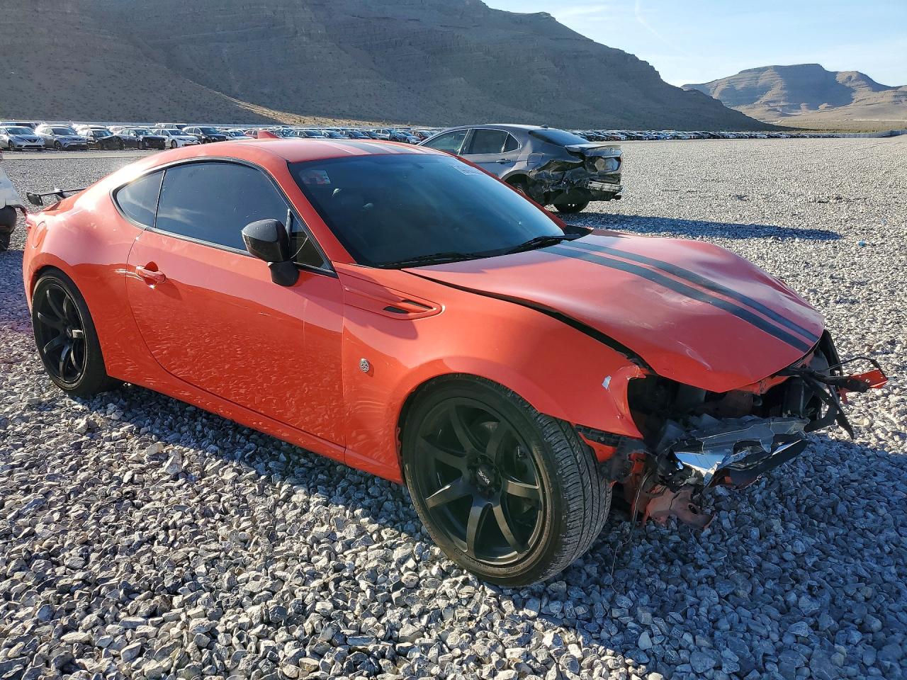 2017 Toyota 86 VIN JF1ZNAA19H8707798 photo 4