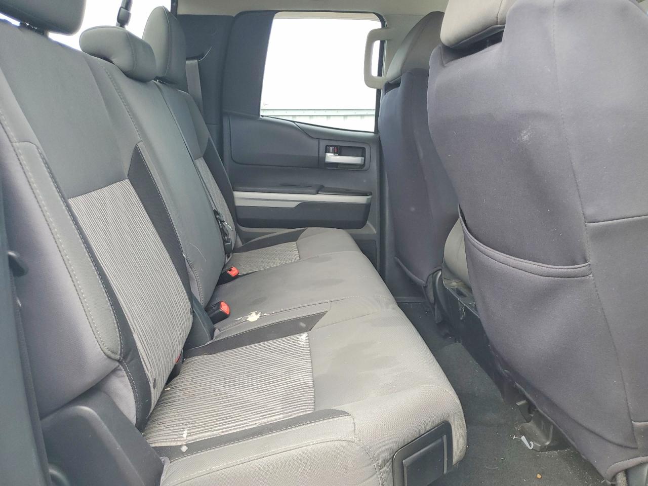 2017 Toyota Tundra VIN 5TFRM5F16HX118596 photo 10