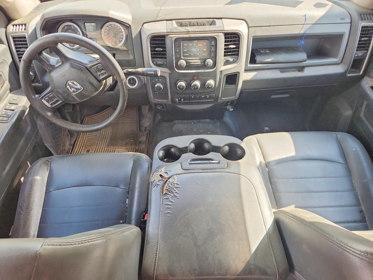 2018 Ram All models VIN 3C63RRGL5JG319180 photo 8