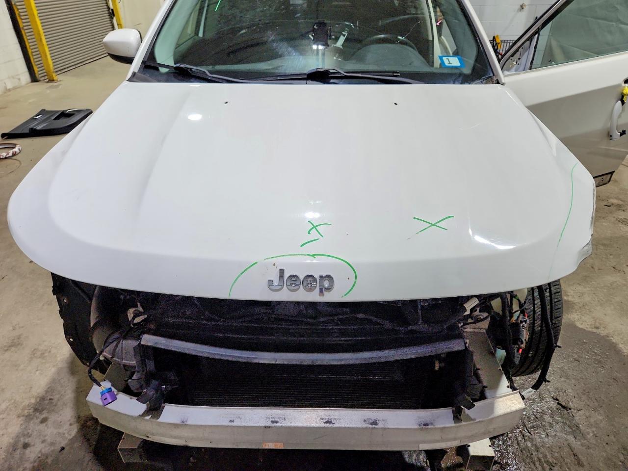 2018 Compass VIN 3C4NJDBB8JT231676 photo 12