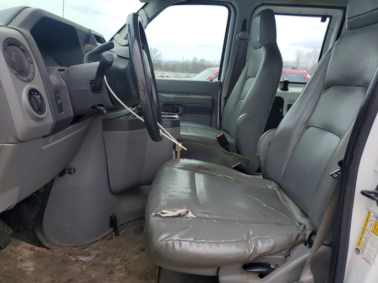 2010 Ford Econoline VIN 1FBSS3BL5ADA70118 photo 7